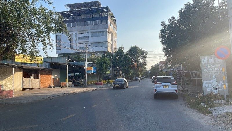 🏝️ SIÊU PHẨM VEN SÔNG SÀI GÒN – QUỸ ĐẤT HIẾM KHU VIP HIỆP BÌNH CHÁNH Bán đất 350m² full thổ cư ngang 18,8m giá 43 tỷ tại đường Số 10 Phường Hiệp Bình