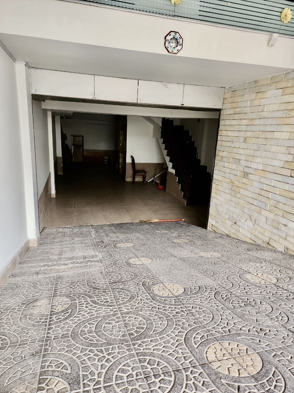 BÁN KHÁCH SẠN MẶT TIỀN ĐƯỜNG SỐ 10, LINH TRUNG - 90m2 - GIÁ 14.5 TỶ TL