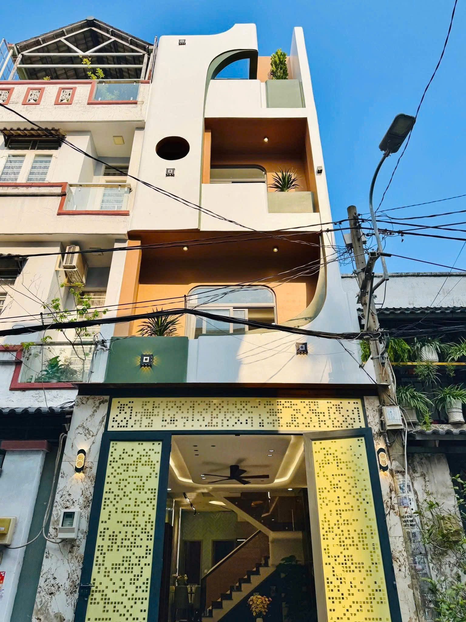Căn 58m² Đường Số 14, Gò Vấp giá 2 tỷ 450. Xây 1 trệt 3 lầu, hẻm 4m. Sổ riêng, gần chung cư K300