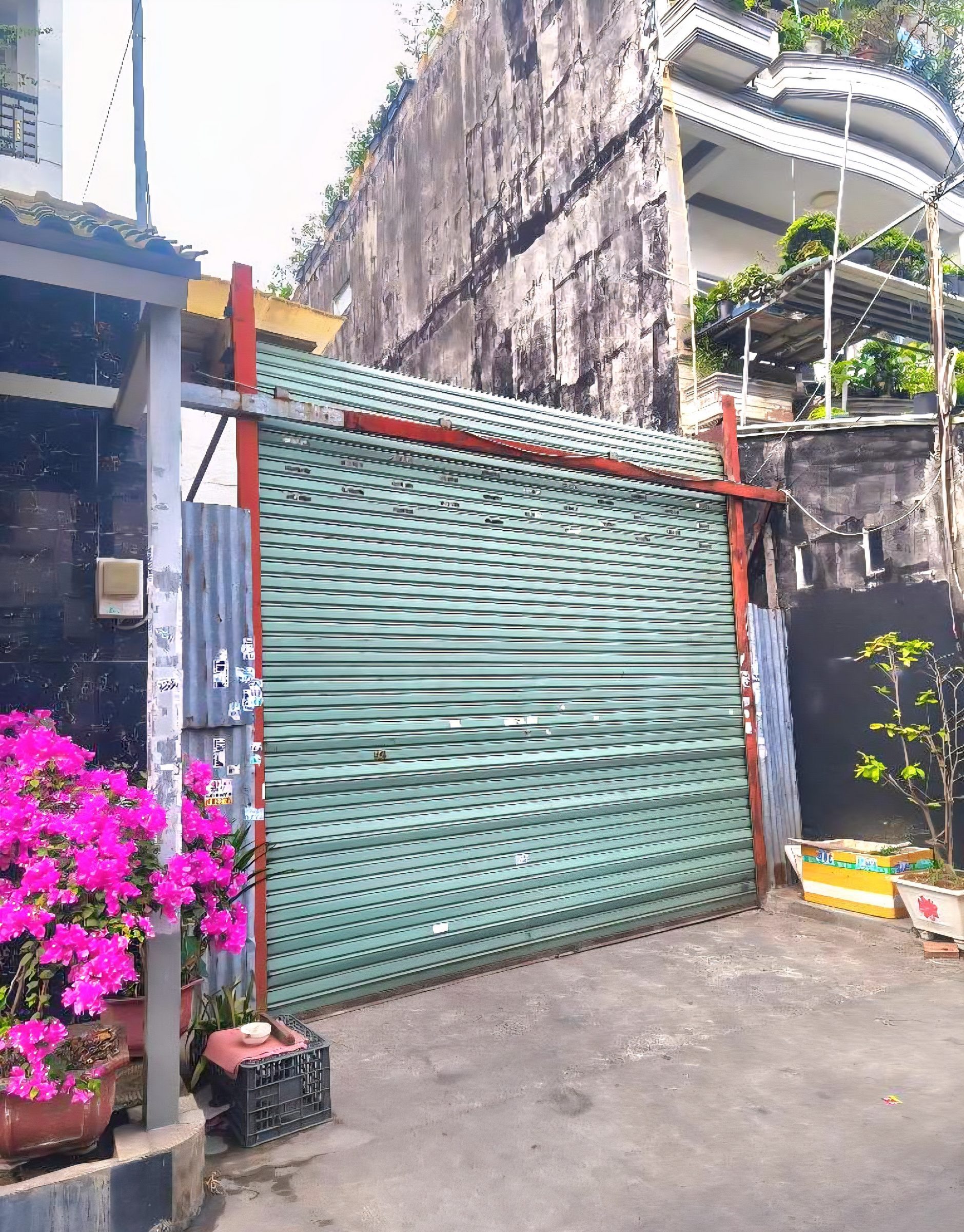 BÁN ĐẤT ĐẸP SÁT LÊ VĂN QUỚ.I - NGÃ TƯ 4 XÃ - HẺM XE HƠI - ( 5X17M )