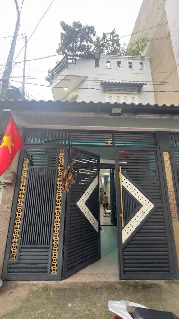 Nhà đẹp giá ngộp DT 89m2 giá 2tỷ490tr ngay Đường Số 16, Bình Hưng Hòa, Bình Tân