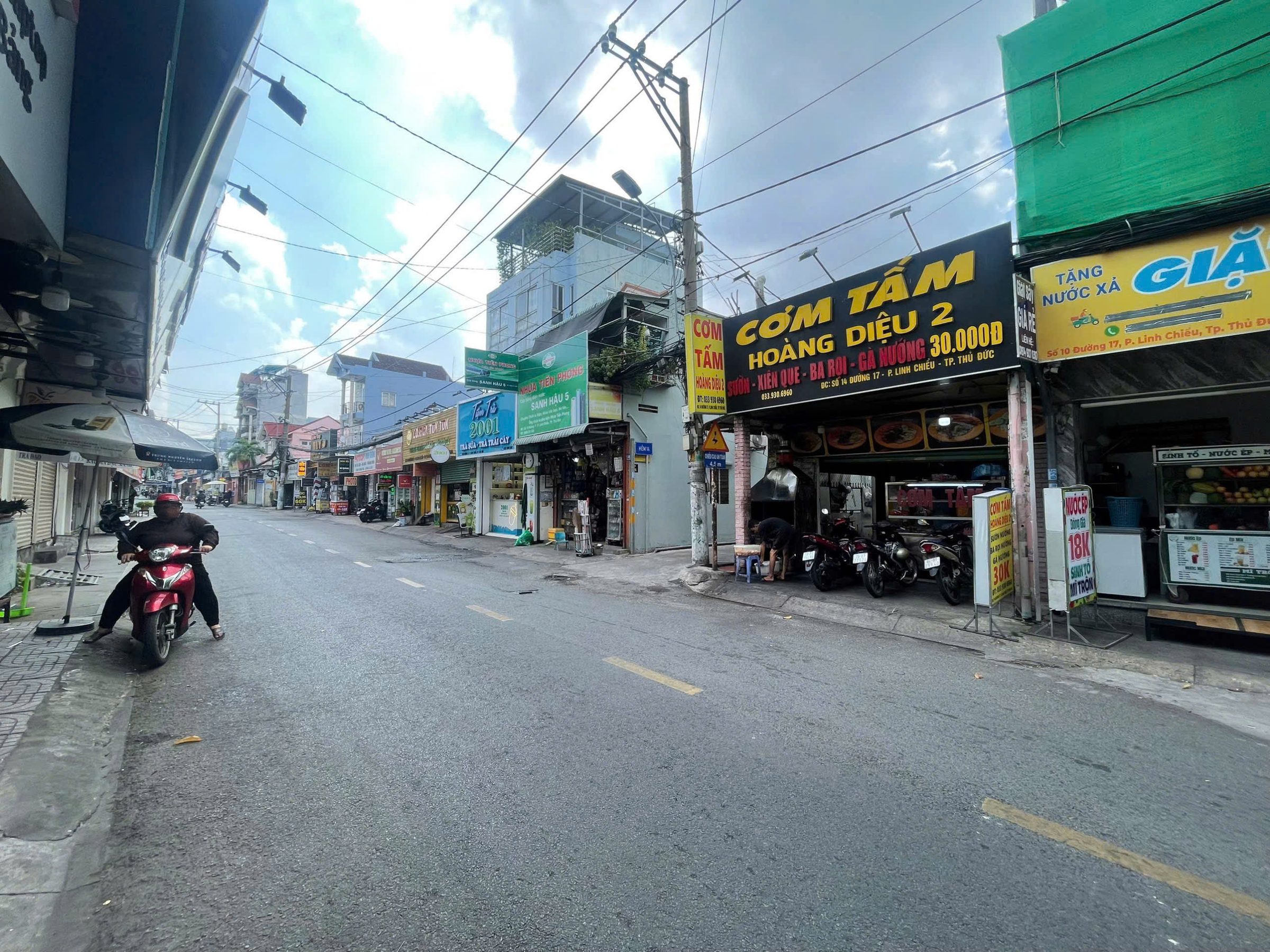 330 - BÁN GẤP NHÀ MẶT TIỀN KINH DOANH ĐƯỜNG 17 - KHU SẦM UẤT SINH VIÊN CÁC TRƯỜNG ĐẠI HỌC -  GẦN HOÀNG DIỆU 2 - NGANG 5M