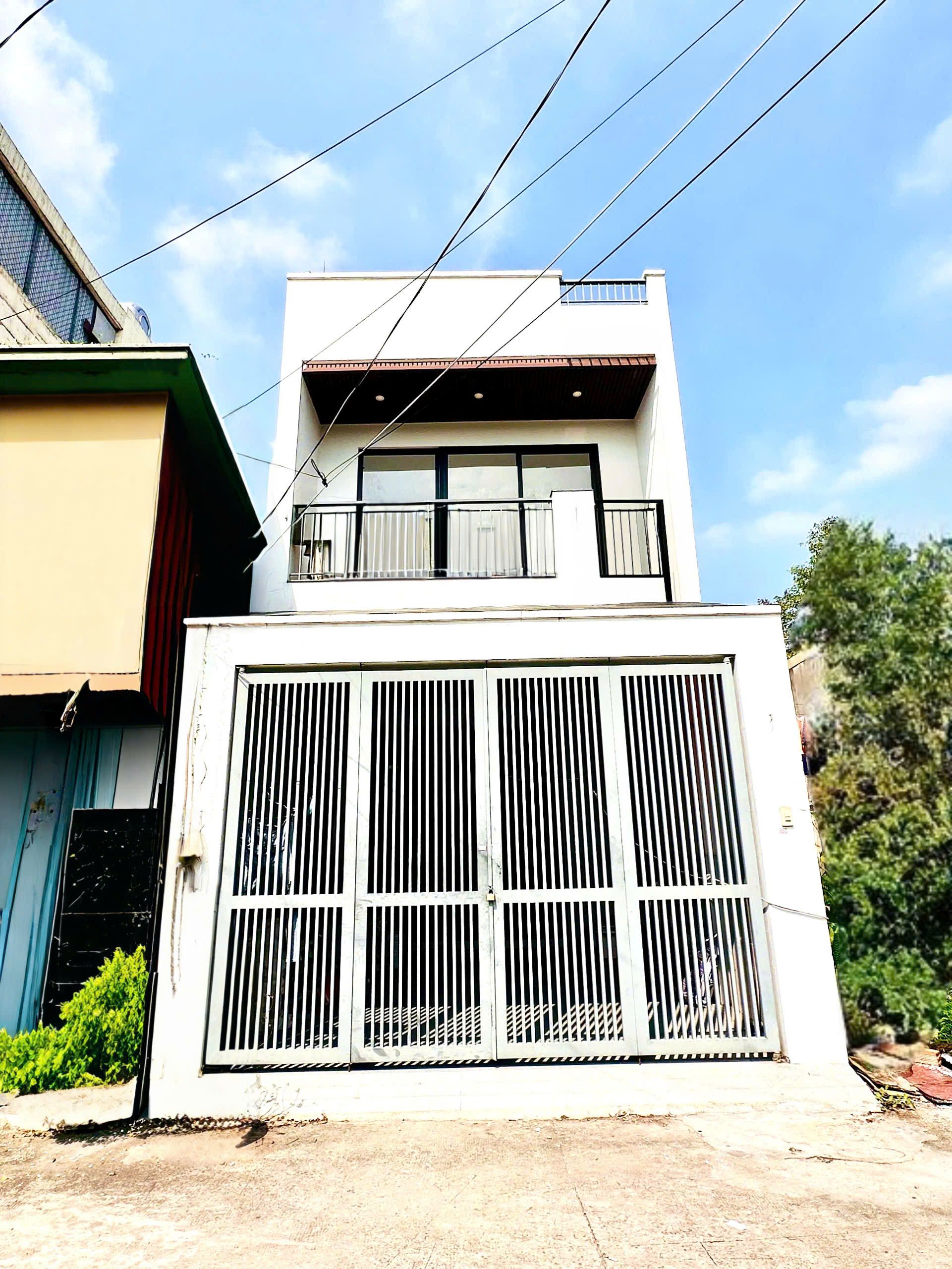 BÁN NHÀ 1 TRỆT 1 LẦU 64M2 HẺM Ô TÔ TRÁNH ĐƯỜNG 16 LINH ĐÔNG SÁT PHẠM VĂN ĐỒNG, GIÁ 5.5 TỶ