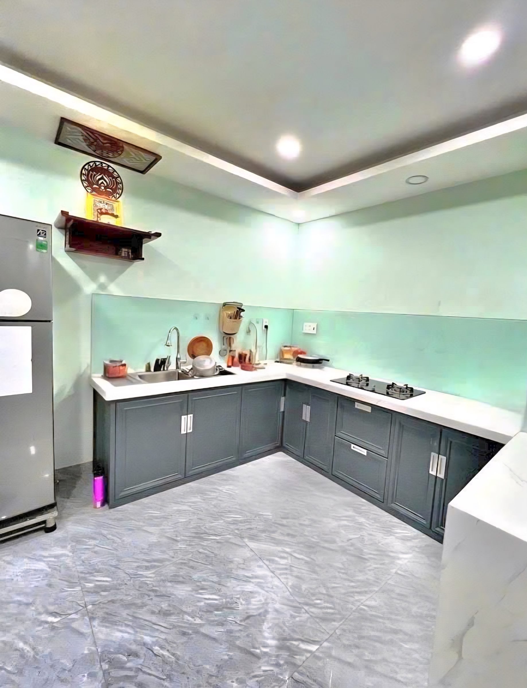 BÁN NHÀ ĐẸP CẠNH TÂ.N KỲ TÂN QUÝ - HẺM XE HƠI - ( 4.5X15M )