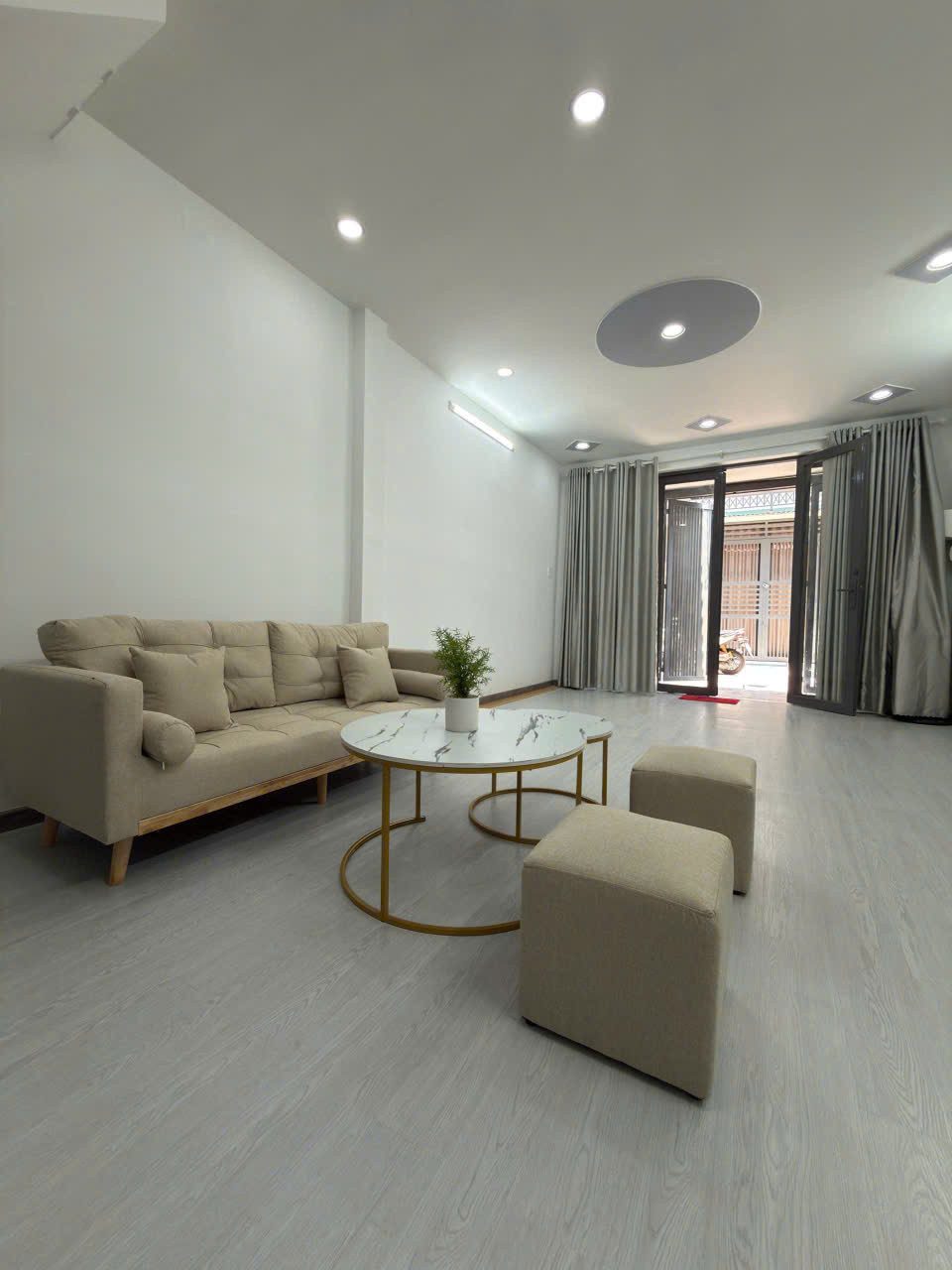 Bán Nhà Bình Tân - Ngay Lê Văn Quới - HXH Ngay Lê Văn Quới - 2 Lầu 48M2