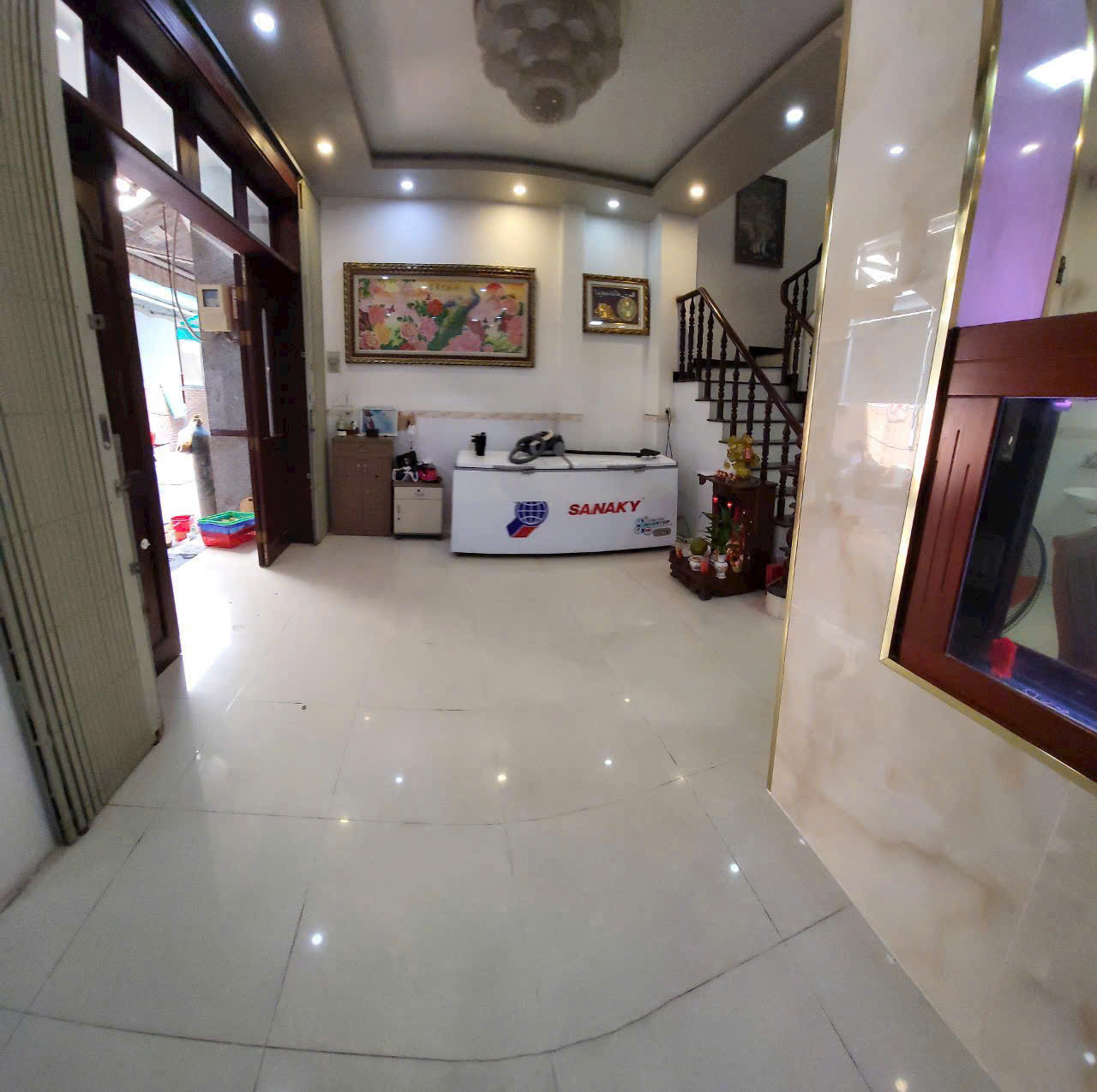 Cần bán gấp nhà quận Bình Tân, 12x10m, sổ hồng giấy tờ đầy đủ, 7 tỷ thương lượng, chính chủ!!!