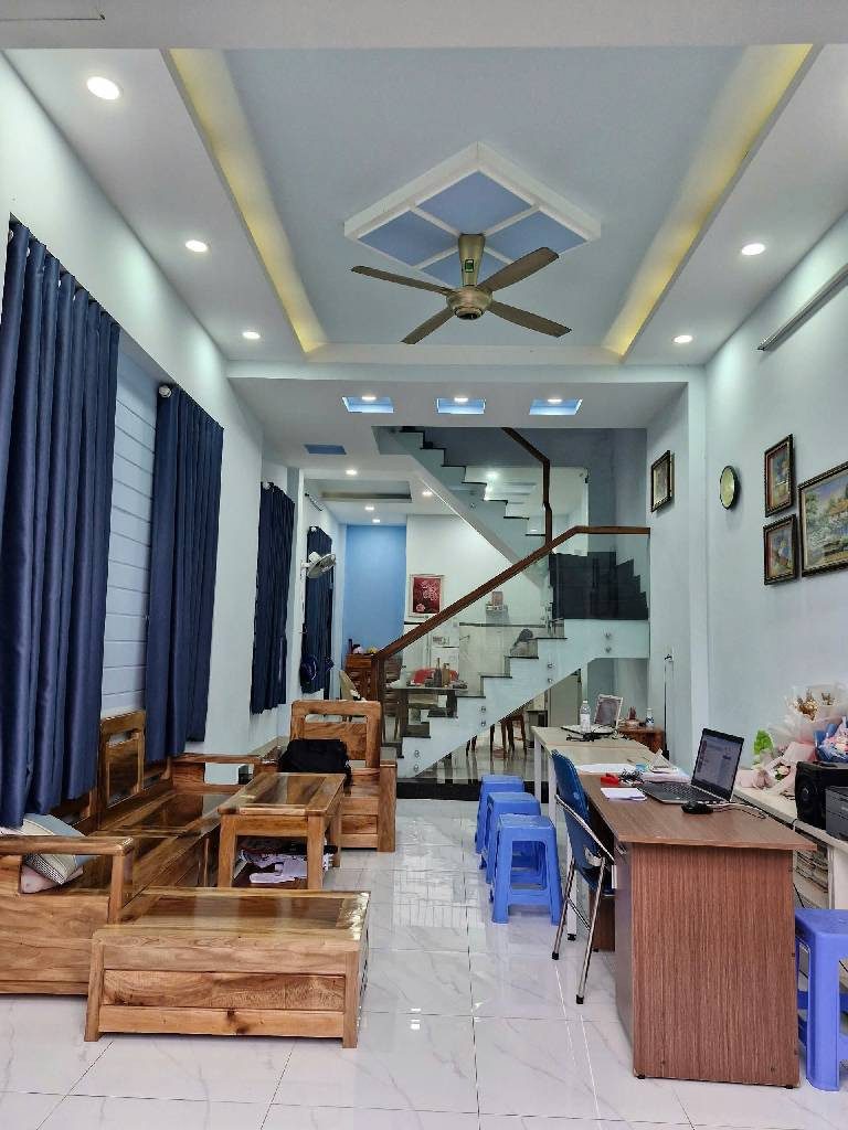 BÁN NHÀ LINH ĐÔNG GIÁ 7X – 81.5M² (6x14) – 3 TẦNG HOÀN CÔNG – Ô TÔ NGỦ TRONG NHÀ 🔥