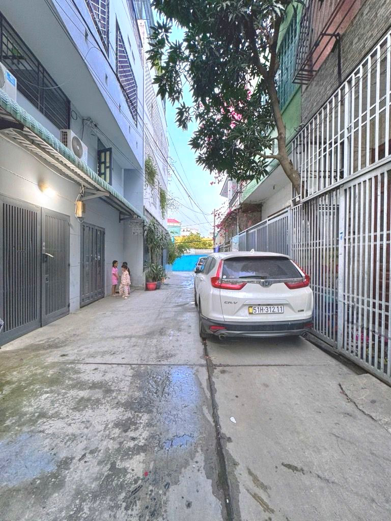 BÁN NHÀ ĐẸP SÁT LÊ VĂN QUỚ.I - NGÃ TƯ 4 XÃ - HẺM ÔTÔ - 4PN - ( 5X12M )