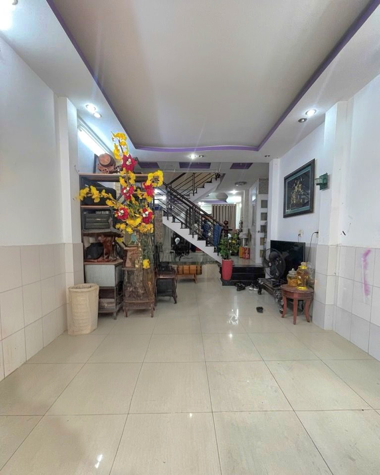 BÁN NHÀ ĐẸP SÁT KÊNH THAM LƯƠN.G - AEO.N MAILL TPHU - HẺM XE HƠI - ( 5X20M )