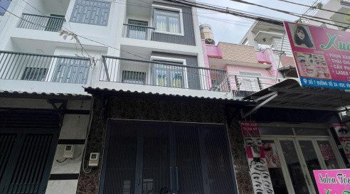Bán nhà 240m² full thổ cư ngang 15m giá 46.8 tỷ tại Đường số 3 Phường Bình Tân