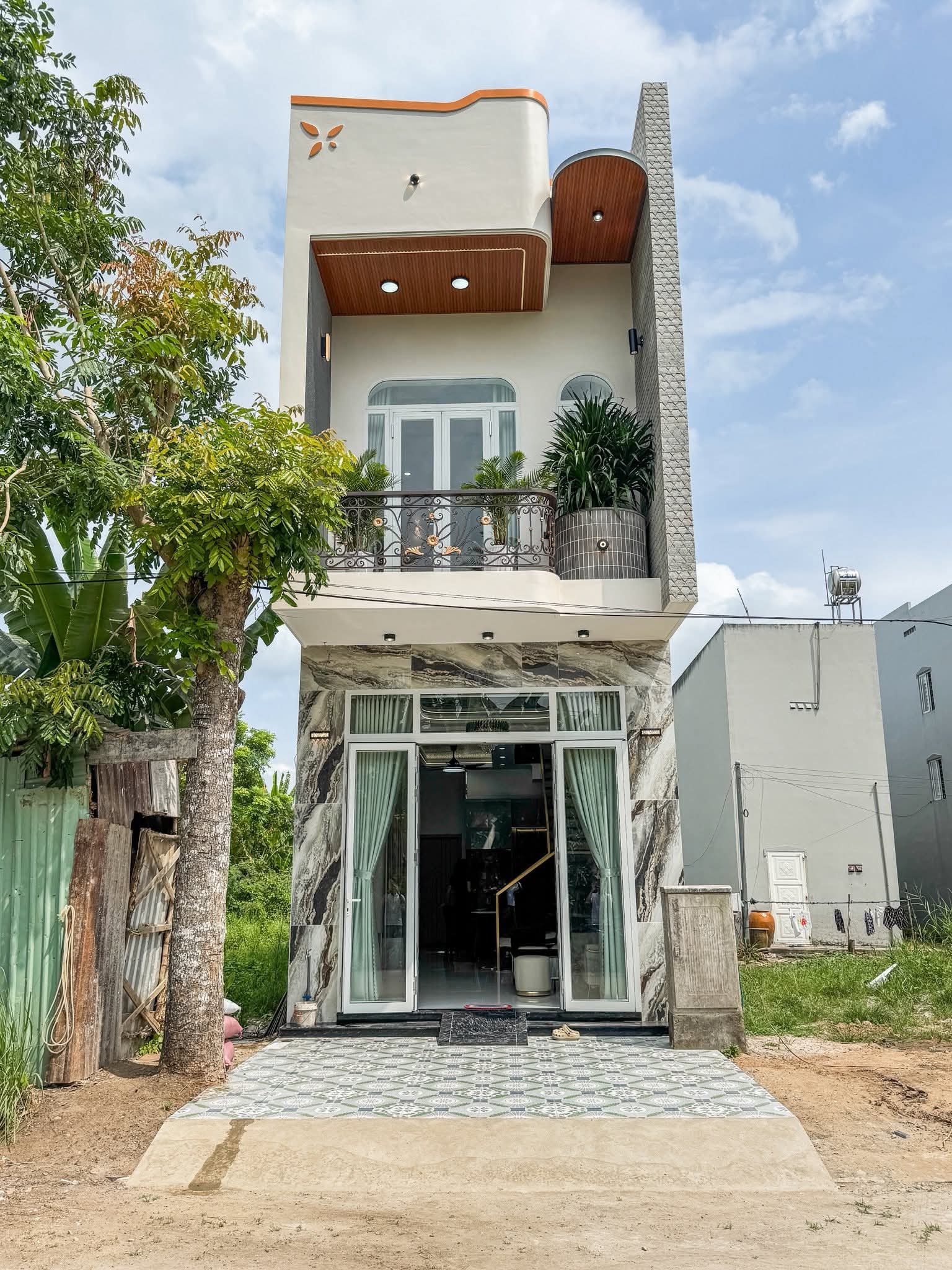 NHÀ 3 PHÒNG NGỦ FULL NỘI THẤT ĐƯỜNG SỐ 3 KDC CỬU LONG