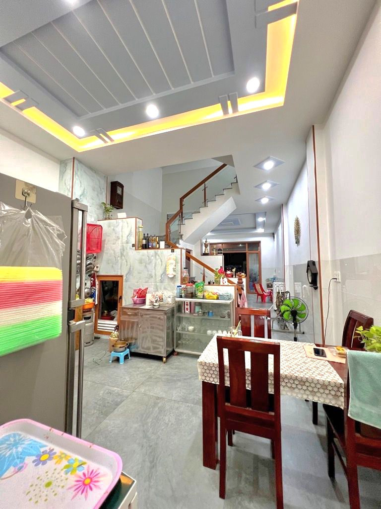 MẶT TIỀ.N NỘ.I BỘ TỈN.H LỘ 10 NỐI DÀI - SÁT KHU TÊN LỬ.A - ĐƯỜNG XE TẢI - 5PN - ( 5X22M )