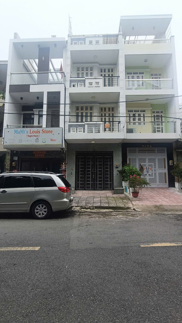 Bán nhà Mặt Tiền 80m² 4 Tầng giá 13.8 tỷ Phường Bình Phú