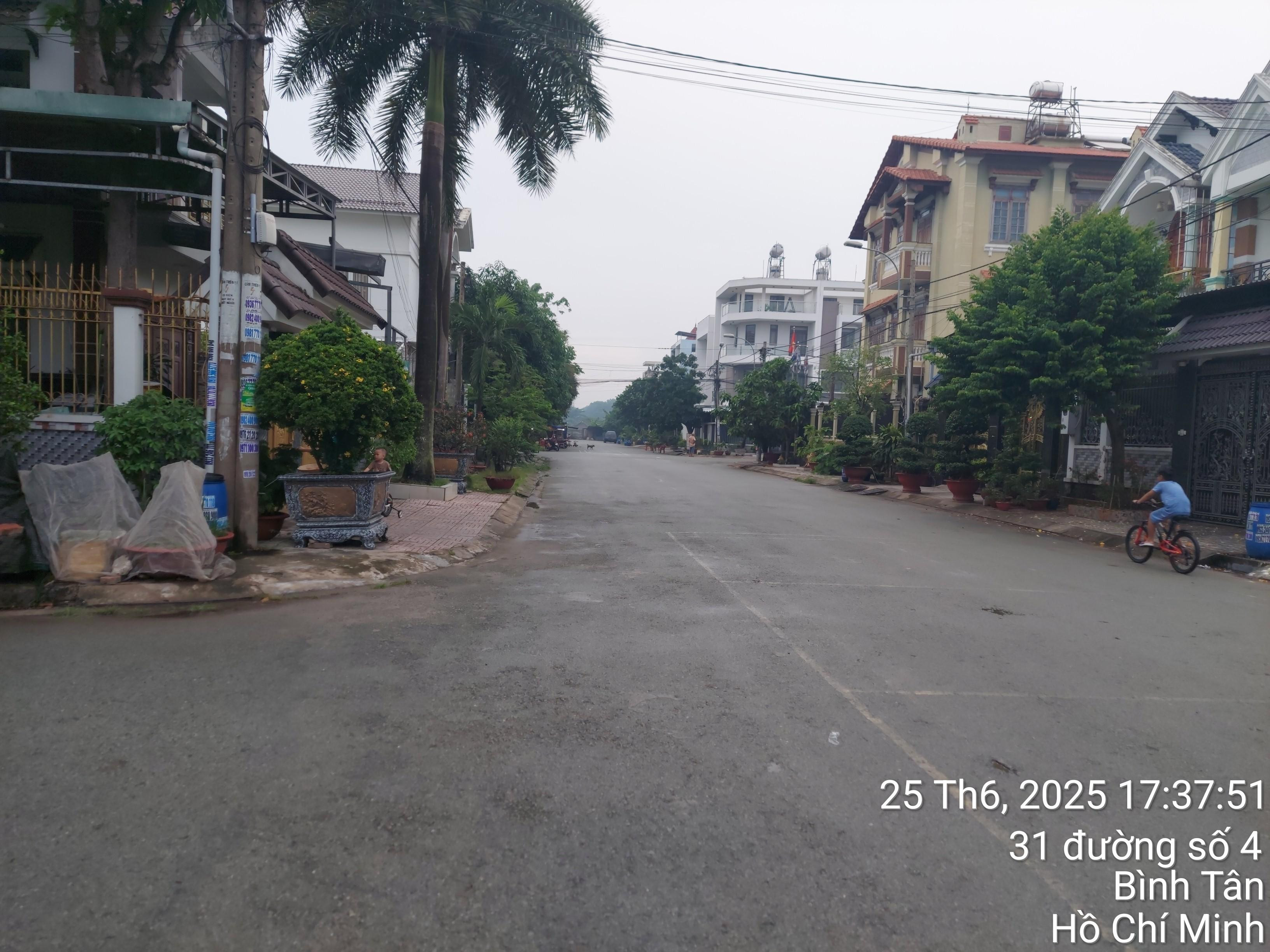 BÁN NHÀ 2 TẦNG 189 M2, MẶT TIỀN 9M TẠI ĐƯỜNG SỐ 4 KHU NHÀ Ở VĨNH LỘC A, BÌNH CHÁNH, HCM
