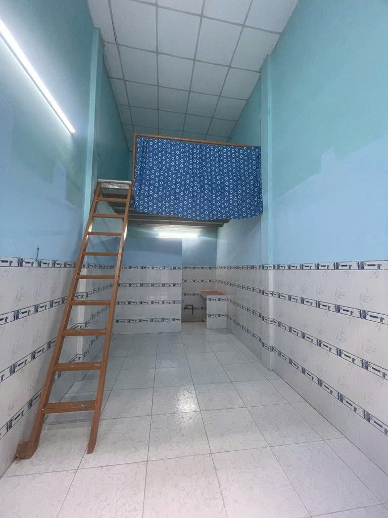 Cho thuê phòng trọ tầng trệt, có gác lửng tiện nghi, sạch sẽ, thoáng mát quận Tân Phú, 0906171128