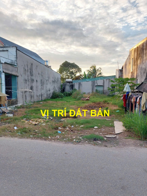(Đã Bán) Bán Gấp Lô Đất Mặt Tiền Đường Nhựa Trung Tâm Ngã Tư Tân Quy, 184m², 10x18.7m, Thổ Cư 106m² – Giá Chỉ 3,3 Tỷ