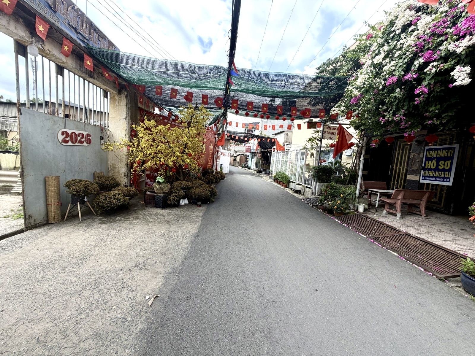 🚗 BÁN DÃY TRỌ - 142M2( 6*24.5), CÔNG NHẬN ĐỦ - 6 P. TRỌ KHÉP KÍN CÓ GÁC - THU NHẬP 18TR/TH - GẦN QL1K, CHỢ, LÀNG ĐHQG - P LINH XUÂN, THỦ ĐỨC. (5)
