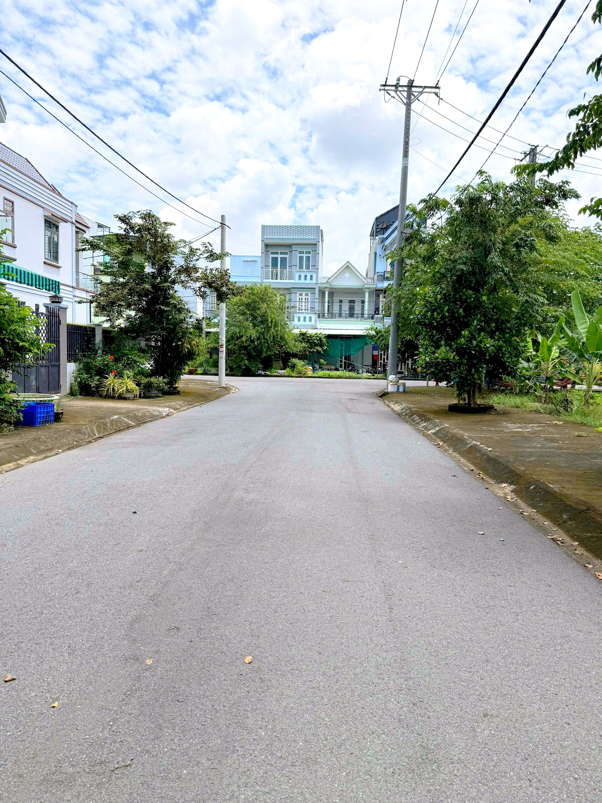 🆘🆘 CẦN BÁN ĐẤT THỔ CƯ KDC HẢI SƠN MT ĐƯỜNG SỐ 5 - GIÁ: 2TY8