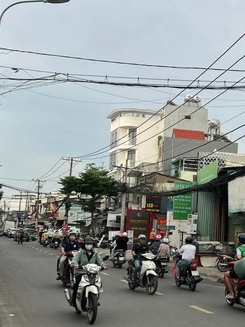MẶT TIỀN 4 TẦNG CÓ THANG MÁY - PHẠM VĂN CHIÊU - AN HỘI ĐÔNG - GÒ VẤP -MỞ LÀM VĂN PHÒNG
