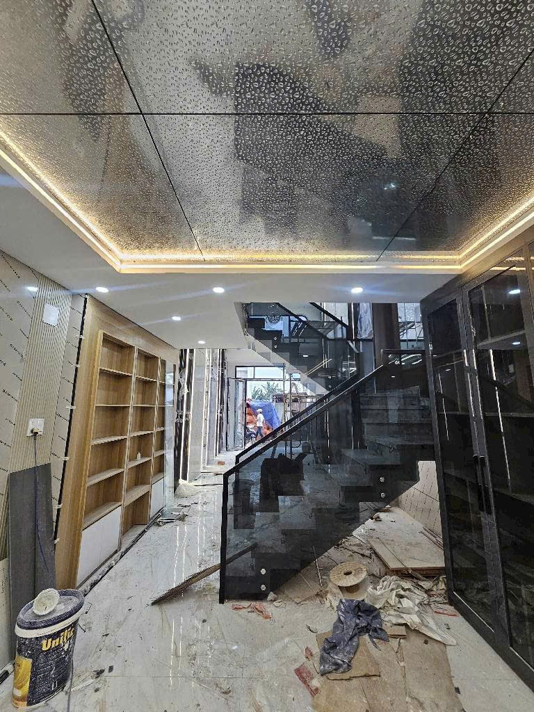 NHÀ ĐẸP HXH 5 TẦNG ĐƯỜNG SỐ 6 BHHB BÌNH TÂN