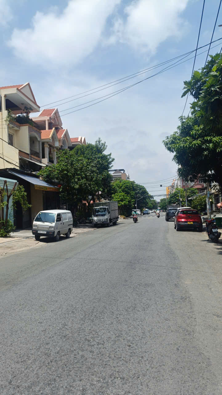 Bán Nhà Mặt Tiền Đường Số 6,Khu Tên Lửa,Bình Tân - Sổ Hồng Riêng - 129m2 - Gía 21,2 Tỷ