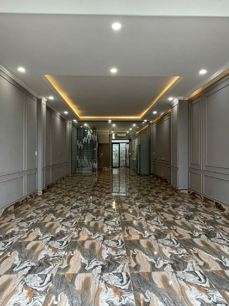 NHÀ 4 TẦNG NỘI THẤT ĐỈNH - MẶT TIỀN ĐƯỜNG NHỰA KHU PHÂN LÔ - NGANG 5M - SÁT BÊN KHU TÊN LỬA.GIÁ BÁN 9.7TỶ