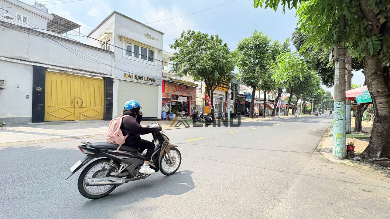 74 -  LÔ ĐẤT -  GẦN  VÕ VĂN NGÂN - P. LINH CHIỂU - OTO VÀO THOẢI MÁI -  KHU DÂN CƯ HIỆN HỮU - NGANG 6M
