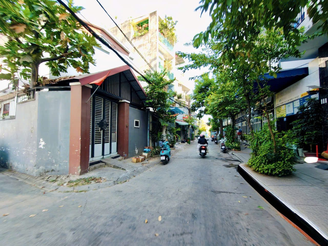 NHÀ 3 LẦU LINH TRUNG CĂN GÓC 2 MẶT TIỀN - SÁT HOÀNG DIỆU 2 THỦ ĐỨC