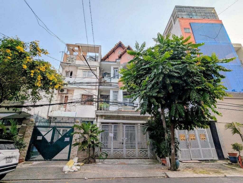 MẶT TIỀN KD GẦN LOTTE MART, SÁT NGUYỄN THỊ THẬP, P. TÂN HƯNG, Q.7, 120M2, NGANG 5M
