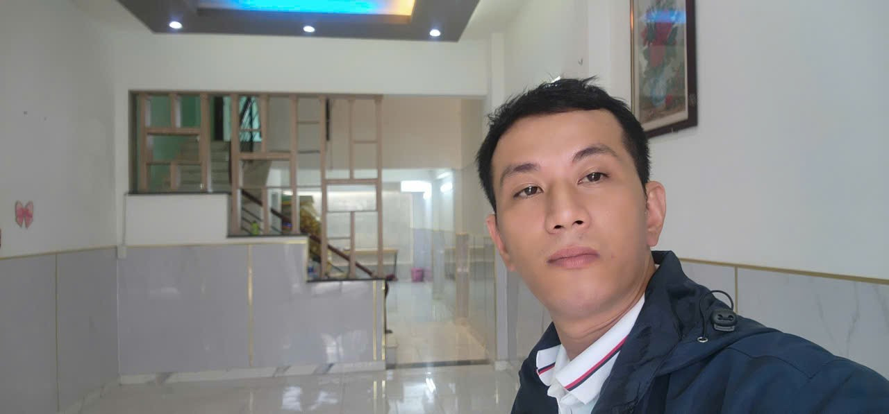 BÁN NHÀ ĐẸP CẠNH TÂ.N KỲ TÂN QUÝ - HẺM XE HƠI - ( 4X18M )