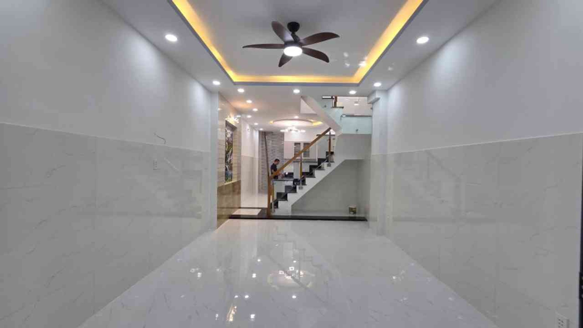 Chủ Giảm Gấp 300Tr! Bán nhà 2 tầng 54m² Đường Số 8B, Gần Chợ Bình Long, Giá Chỉ 5.98 Tỷ