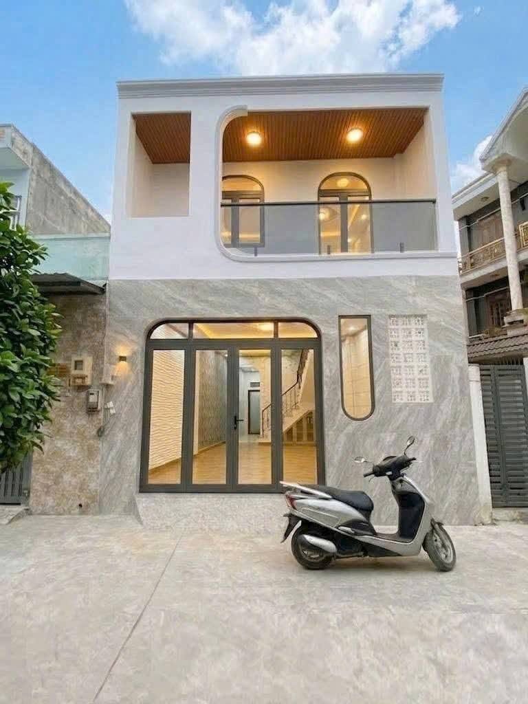 Bán nhà hẻm đường số 9, Bình Hưng Hòa dt 43,5m2 , 1 lầu, 2pn,3wc giá 3,68 tỷ