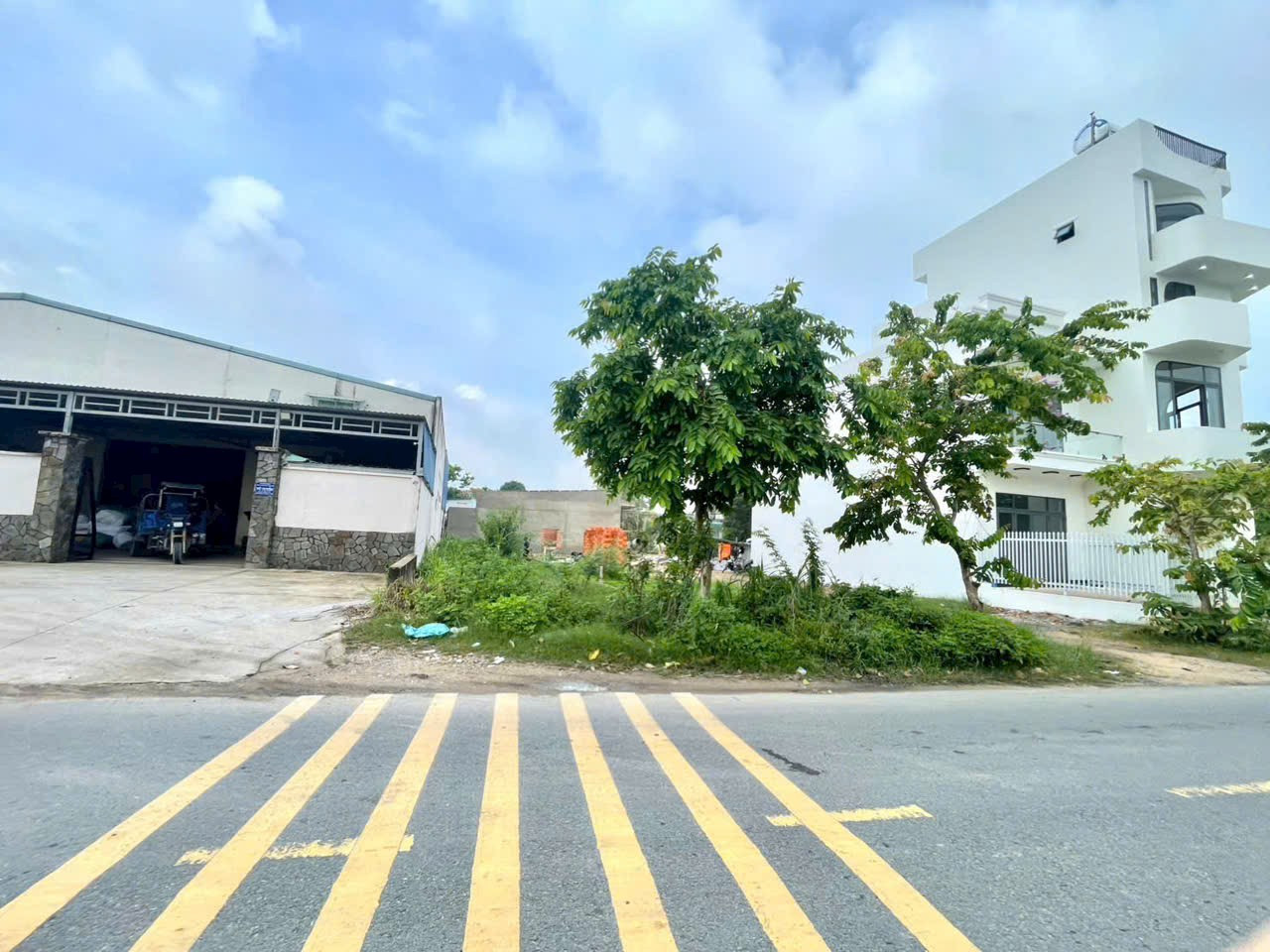Đất thổ cư mặt tiền buôn bán kinh doanh MT đường Số 9 xã Tân Thông Hội Củ Chi TPHCM, DT: 5x21m.