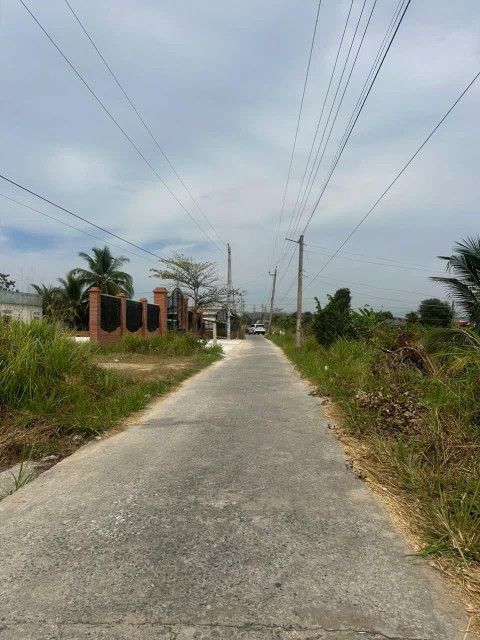 Đất vườn Thanh long,View Suối-Hàm Kiệm(Hàm Minh cũ)-Gần QL1A,hướng Biển-6.500m2CLN
