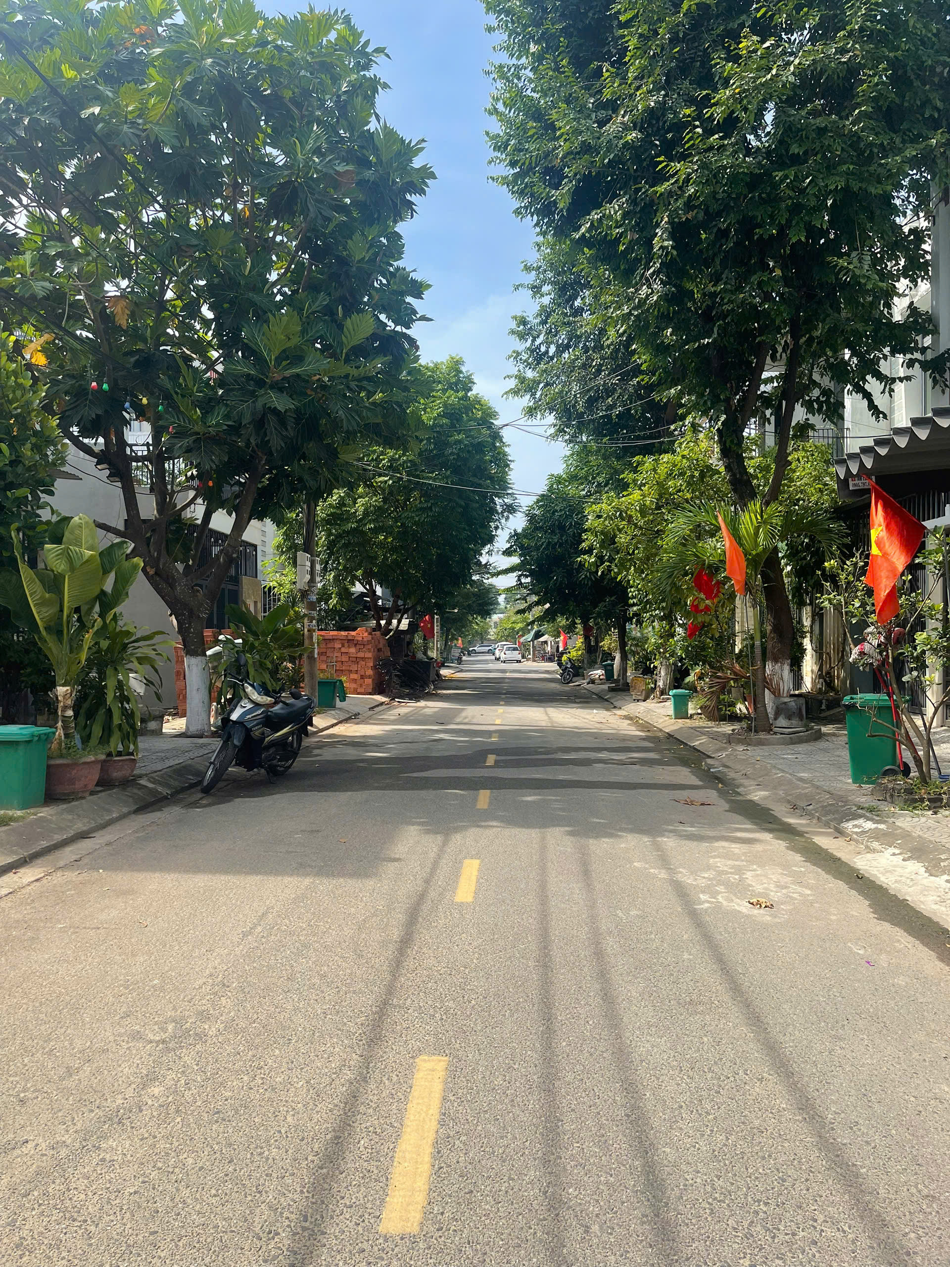 Bán đất đẹp MT Sơn Thủy 3, Ngũ Hành Sơn, gần biển, DT:94m2, Giá Tốt.