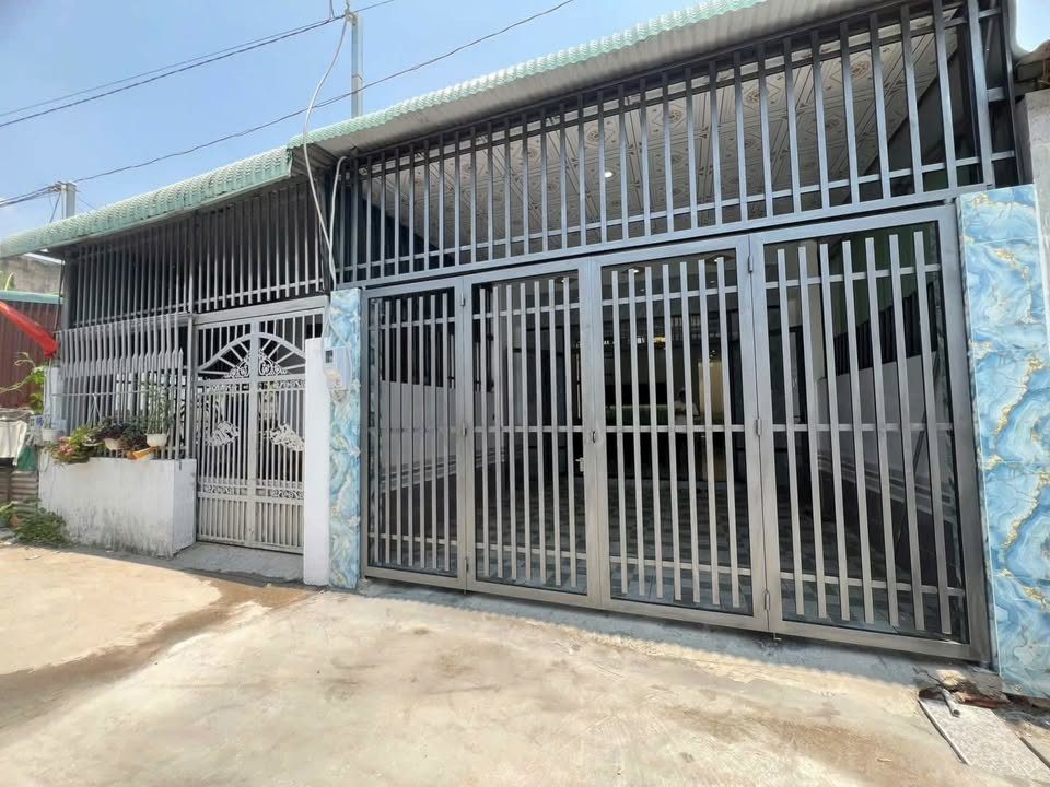 Siêu Ngộp ! Cần bán gấp căn nhà cấp 4 ở Đ. Suối Lội - Củ Chi 138m2 SHR giá  1 tỉ 200 triệu