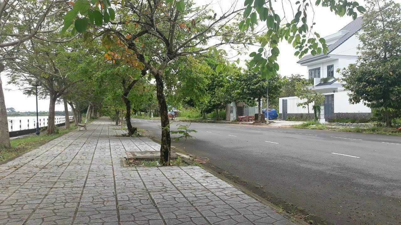 Bán lô đất đường số 4 .Kdc Đại học mở Tam đa giá tốt