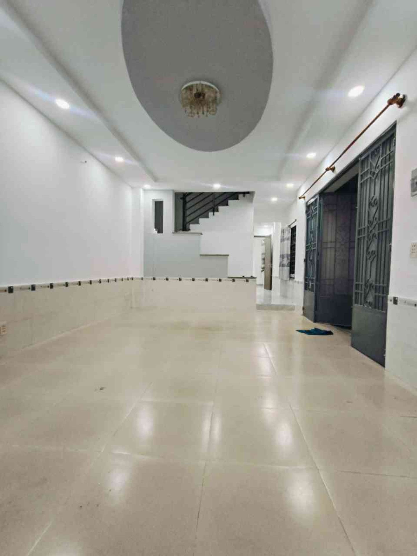 MẶT TIỀN HẺM XE HƠI, GẦN PARC MALL CAO LỖ, SÁT TẠ QUANG BỬU, 60M2, SHR, HOÀN CÔNG ĐỦ