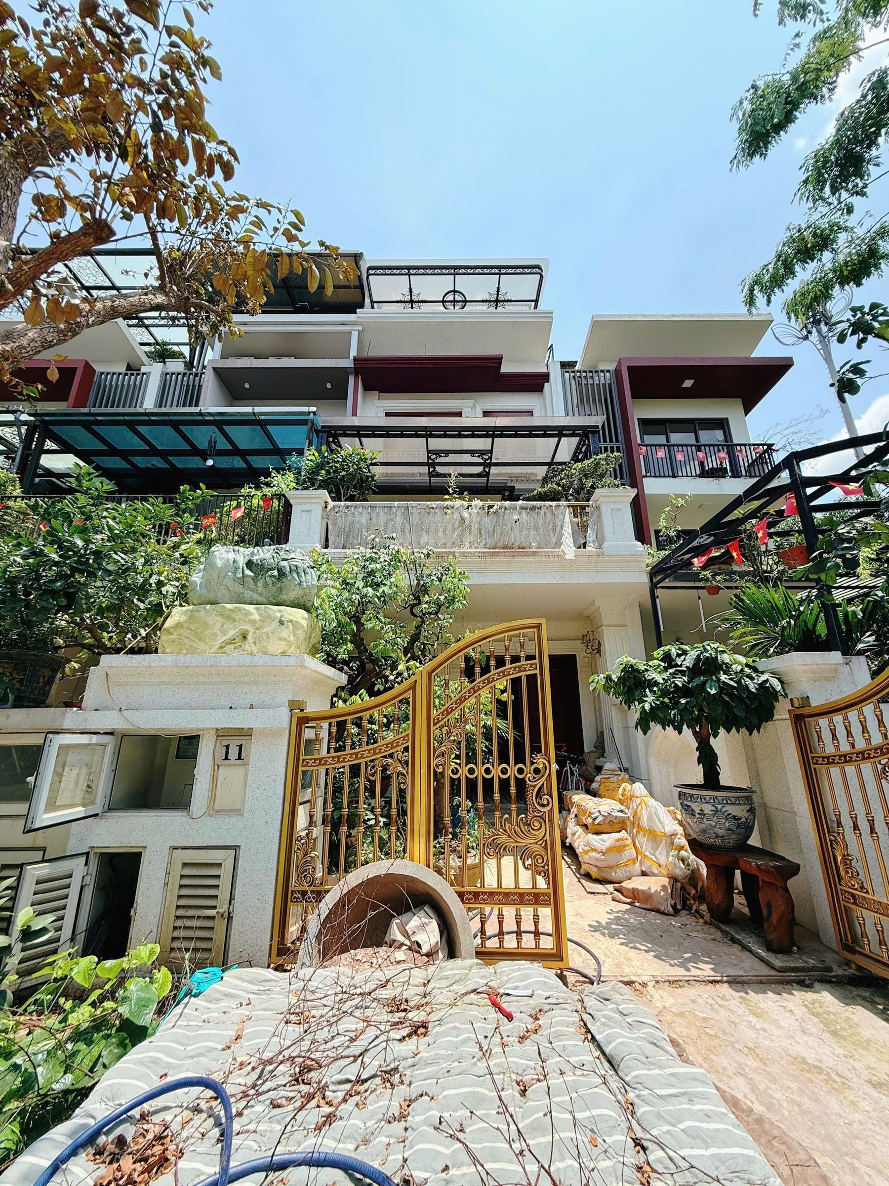 NHÀ LIỀN KỀ KĐT GAMUDA HOÀNG MAI. 120M2 - 5 TẦNG. THANG MÁY, NỘI THẤT CAO CẤP.