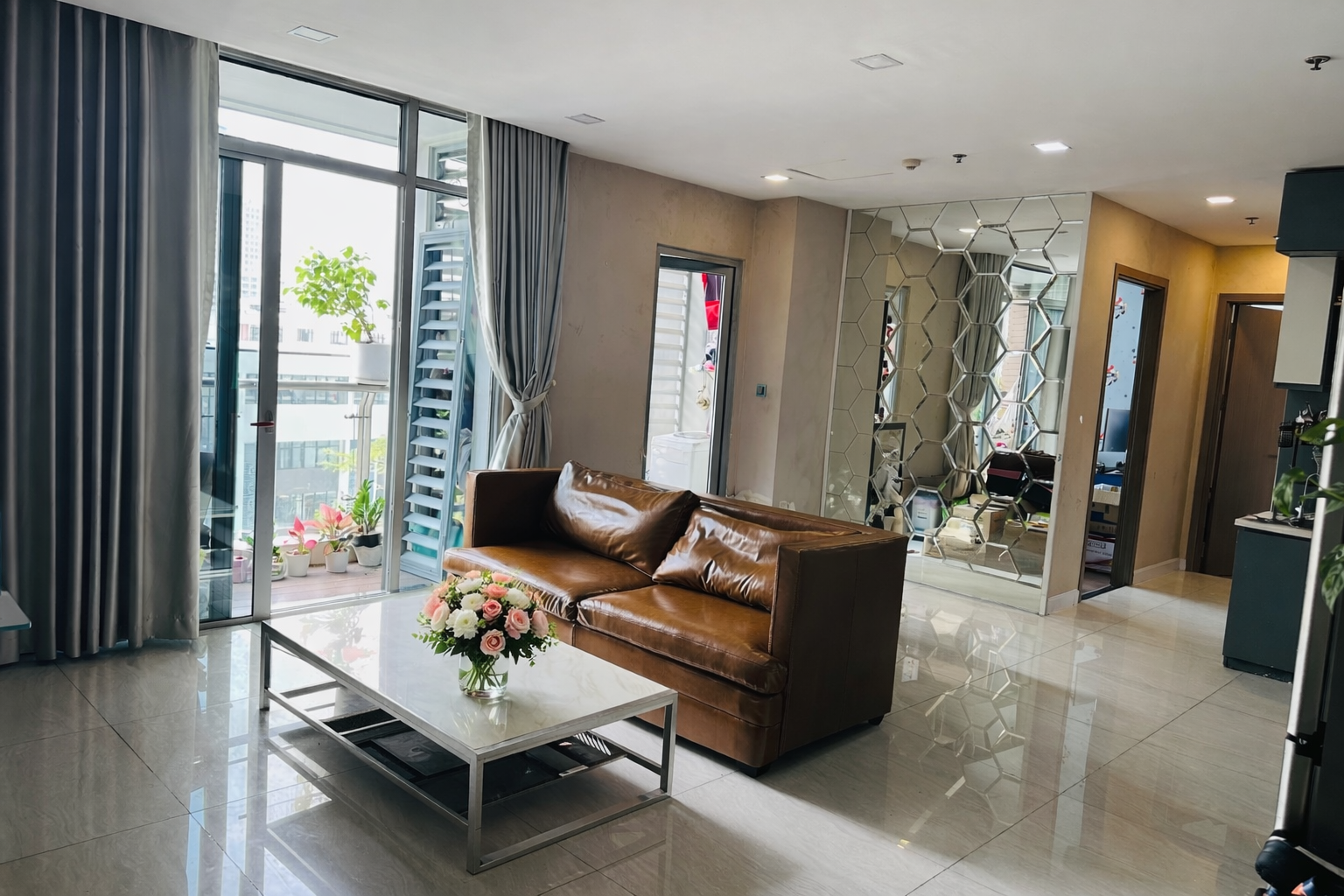 🌿 PARK 7 – Căn 2PN+ nâng cấp 3PN | Cửa Đông Nam | View thoáng đẹp | Giá tốt