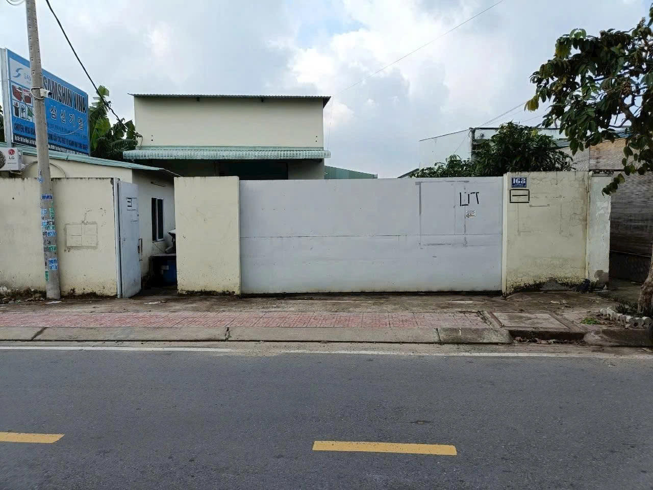 (ĐÃ BÁN) BÁN NHÀ XƯỞNG 608m² – MẶT TIỀN TÂN HIỆP 4, HÓC MÔN