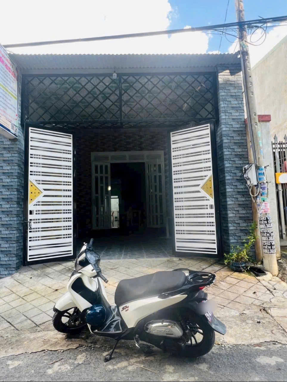 Căn nhà đẹp ở Tân hiệp, Hóc Môn 87m2, 880trieu, sổ sẵn