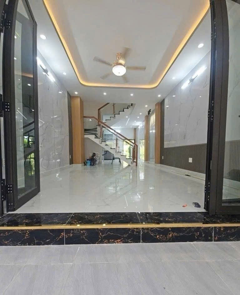 Nhà mới !