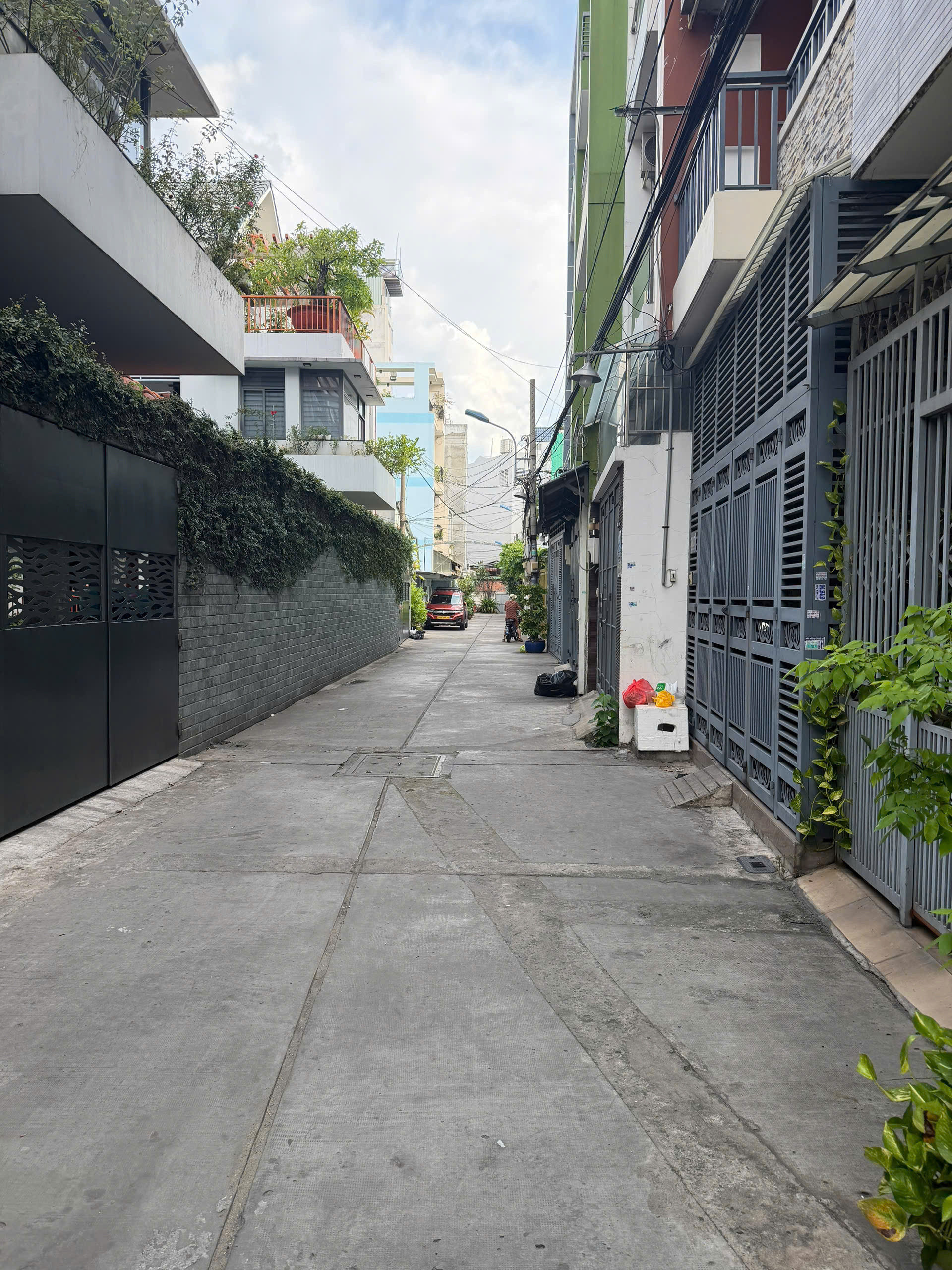 Ngôi nhà tâm huyết 96m2 đường Tân Hương HXH tránh giá rẻ đầu tư
