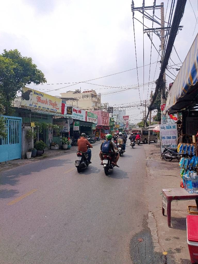 MẶT TIỀN KINH DOANH - 200M2 NỞ HẬU - TÂN KỲ TÂN QUÍ - 2X.X TỶ