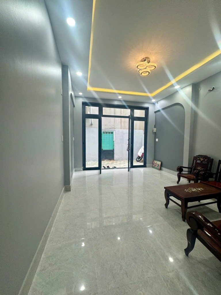 NHÀ MỚI 2 TẦNG Ở NGAY- DT: 51M2 / 4.2 x 12.5 - GẦN SIÊU THỊ AEON - P. Tân Sơn nhì - Tân Phú
