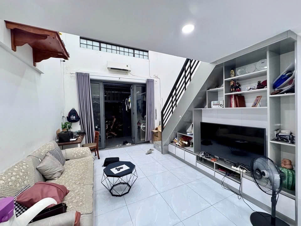 30m² thổ cư - quy hoạch khu dân cư. Giá chỉ 1,198 tỷ. Cần bán gấp nhà 4x7,5m Tân Thới Hiệp 21 gần bệnh viện quận 12. Giá còn bớt
