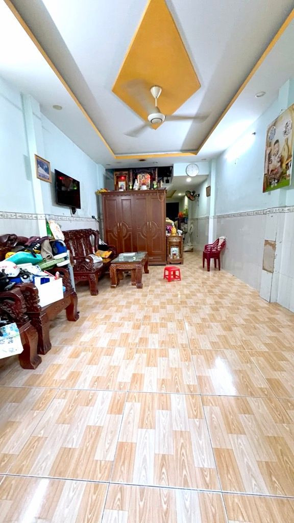 Bán nhà 61.5m² full thổ cư ngang 3.87m giá 3.45 tỷ tại Đường Tân Thới Nhất 1 Phường Đông Hưng Thuận