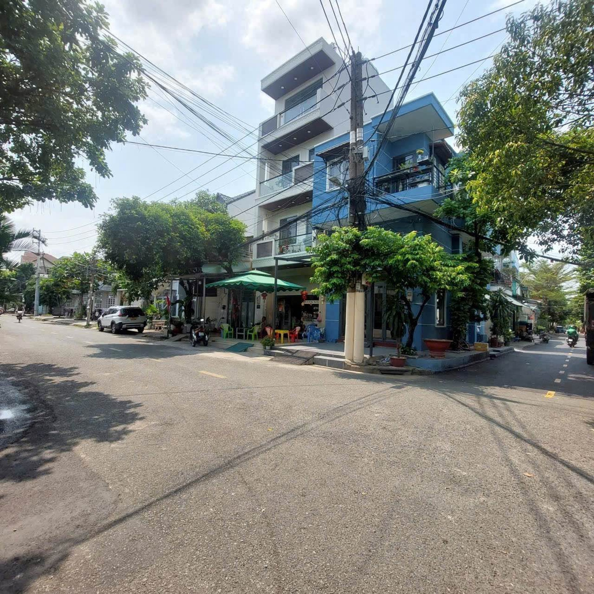 Khu ít nhà bán Tân Thới Nhất 18 ─ 2 tầng 2PN ─ 4x11, SHR ─ đường 16M có vỉa hè ─ 6,x tỷ