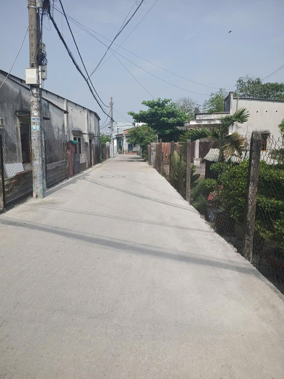 Bán đất Hóc Môn, diện tích 260m2 có 114m thổ cư xã Tân Thới Nhì, huyện Hóc Môn.